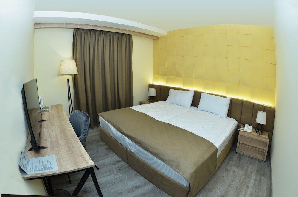 Mandarin Hotel Yerevan Exterior photo